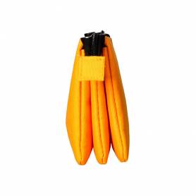 Bolso escolar portatodo antartik triple cremallera color mostaza 220x30x120 mm