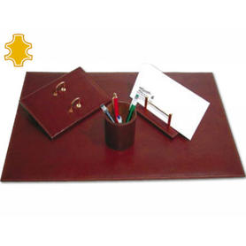 Escribania de sobremesa artesania de piel juego de 4 piezas medidas 40x60x0,6 cm.